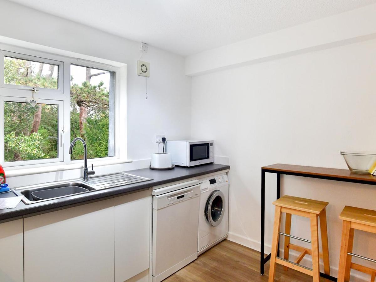 Pass The Keys Quiet Coastal Retreat Inbetween Langland & Caswell Swansea Buitenkant foto